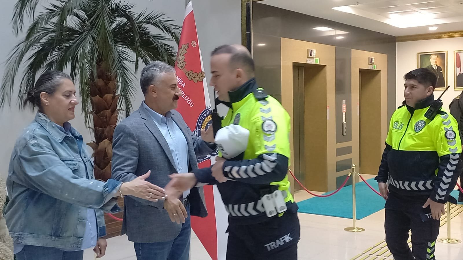Manisa İl Emniyet Müdürü Fahri Aktaş, Mersin'e Uğurlandı! (5)