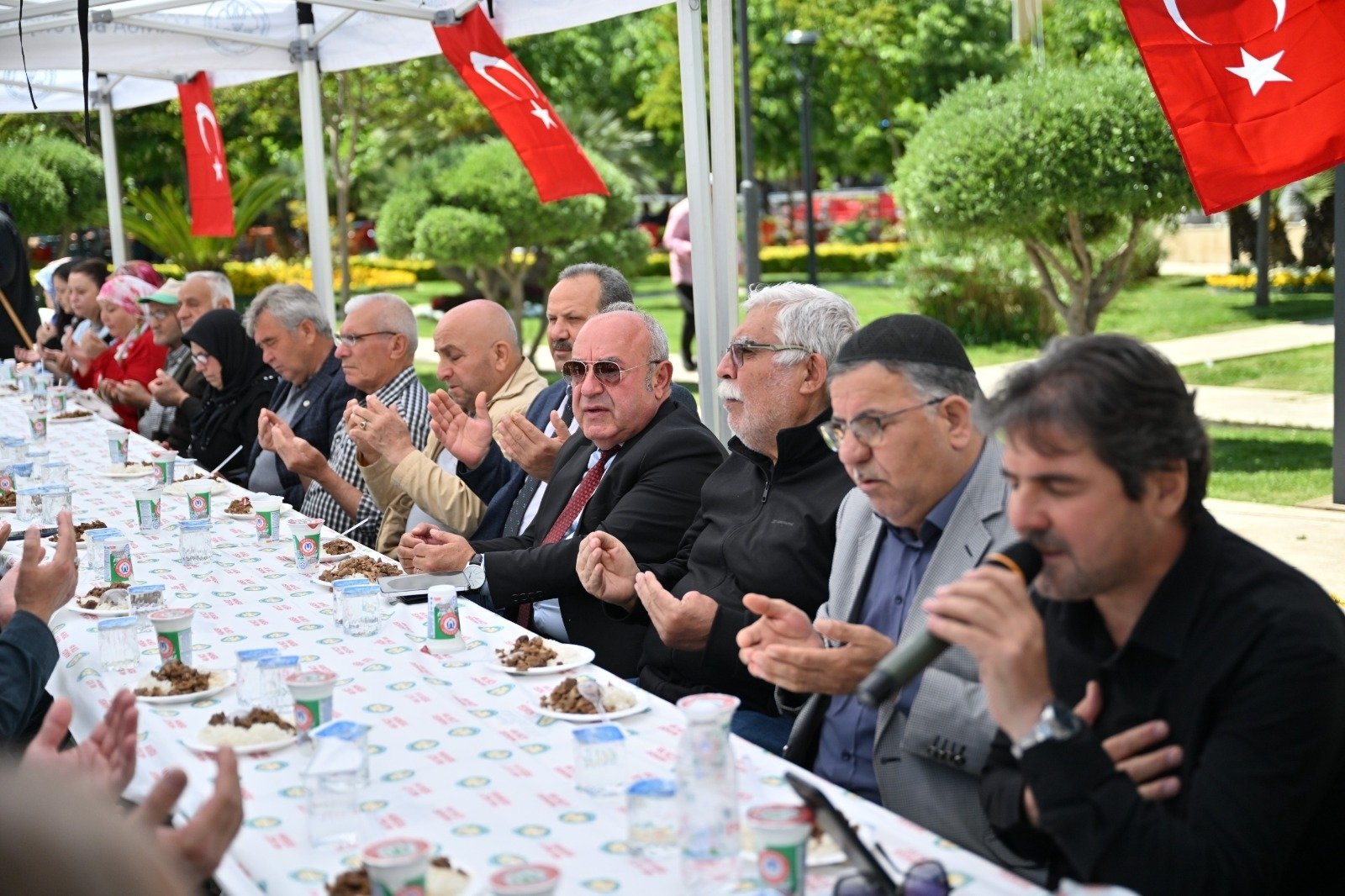 Manisa’da Kahraman Şehitler Dualarla Anıldı (1)