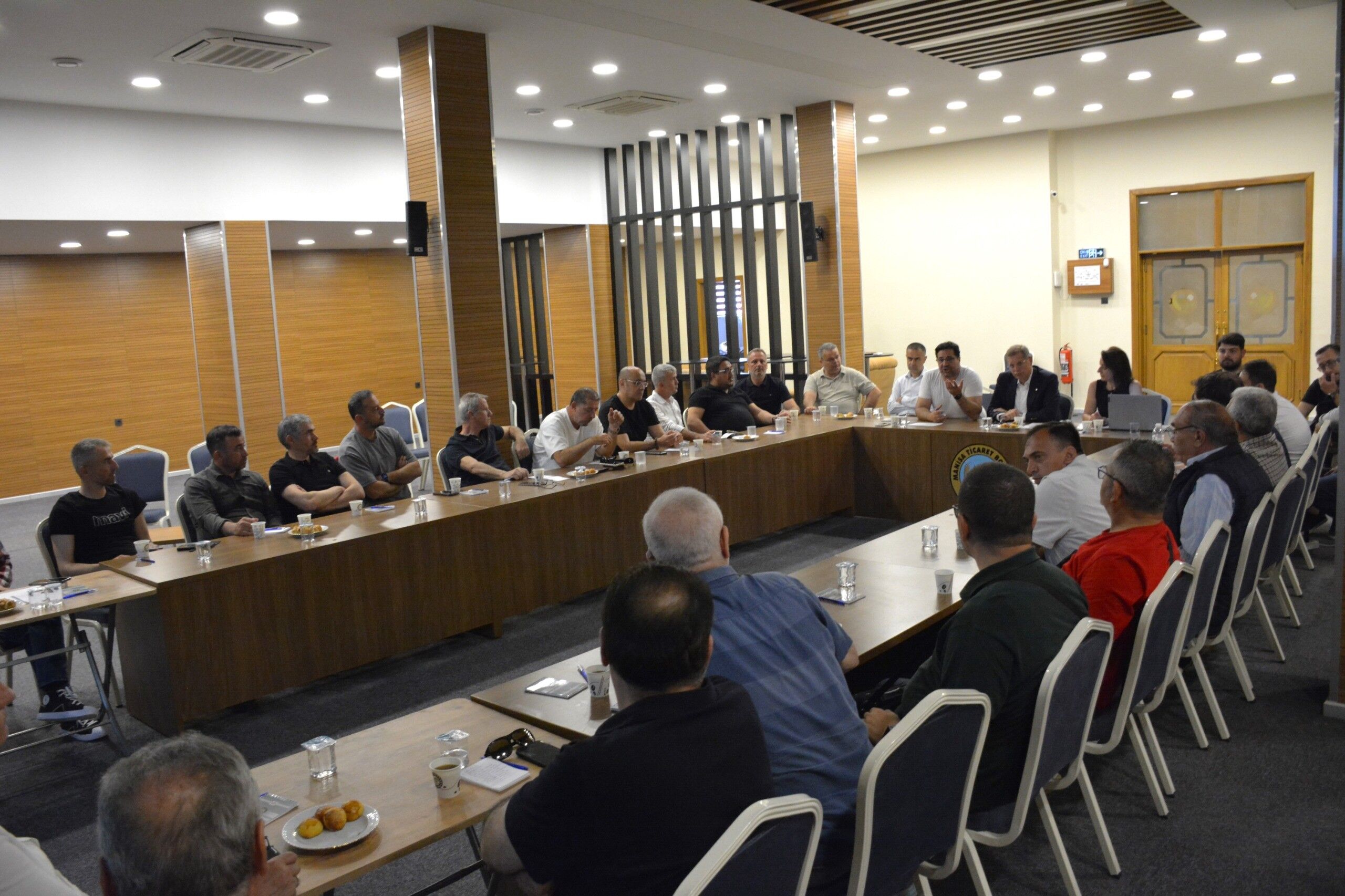 Sadık Özkasap, Zeytin Ve Zeytinyağı Üreticileriyle Buluştu (4)