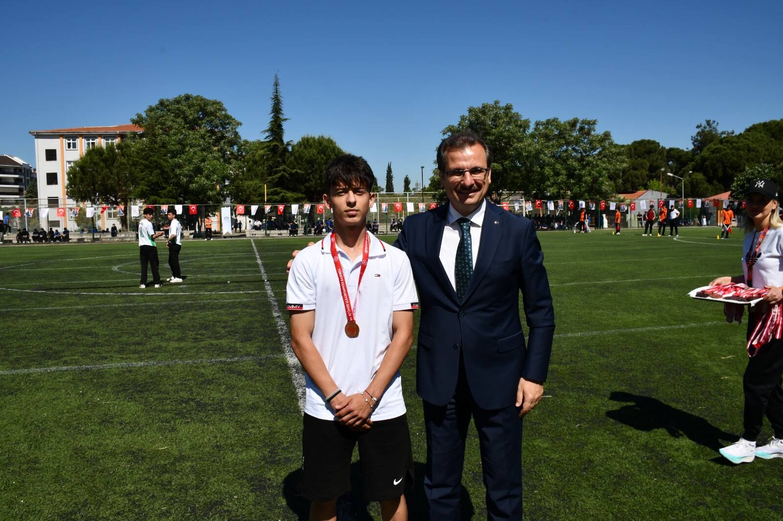 Salihli’de Maarifin Kalbinde Marifetli Gençlik Heyecanı (3)
