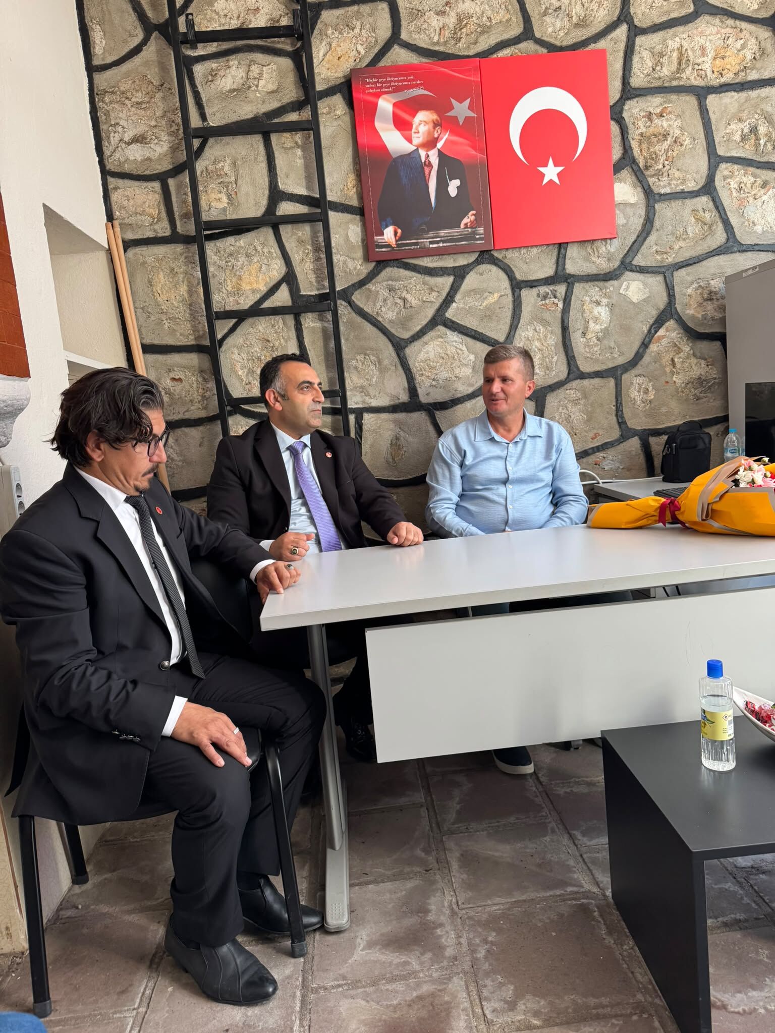 Yeniden Refah Şehzadeler'den Manisa Eşit Haklar Engelsiz Yaşam Derneği’ne ziyaret-.3.1