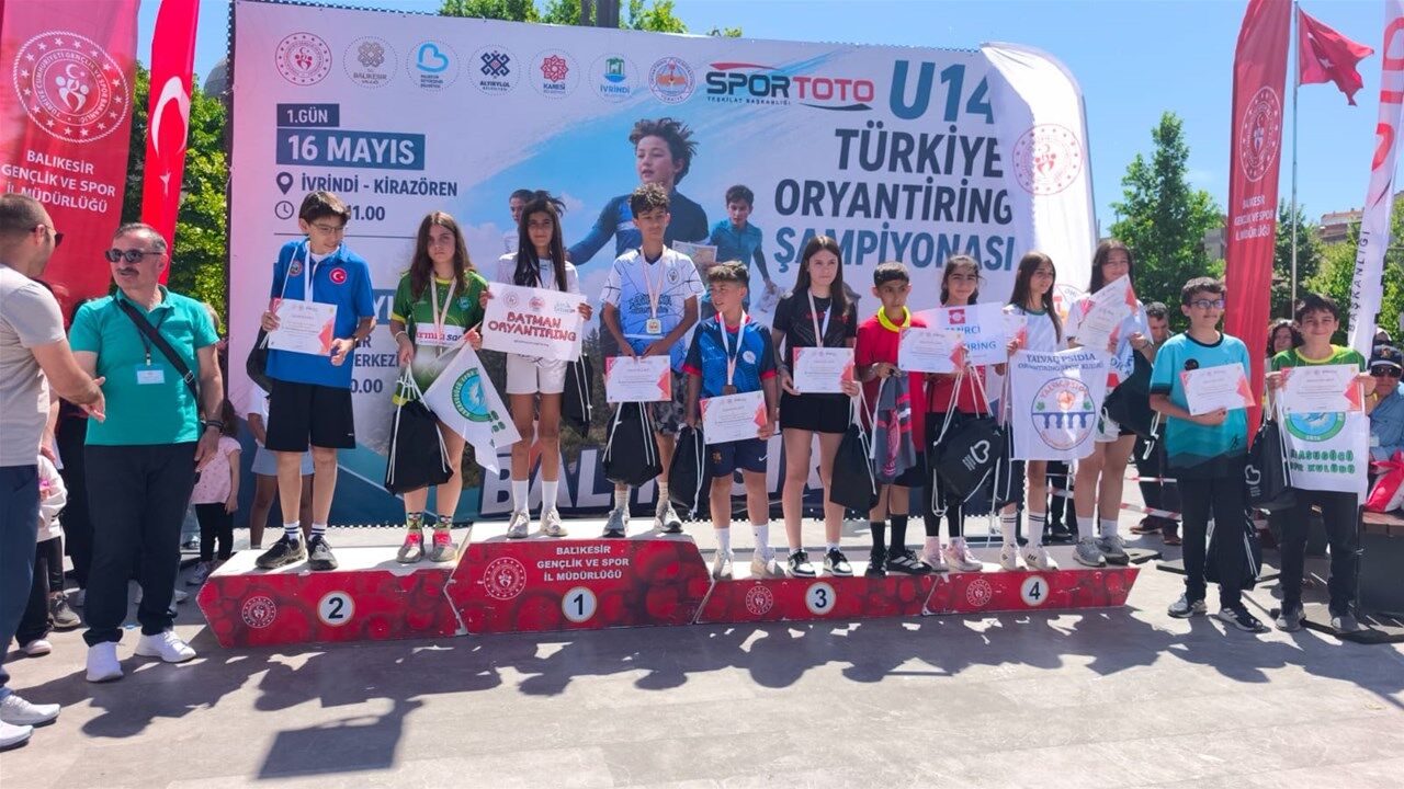 Manisalı sporcular Balıkesir'den önemli başrılar ile döndü-.3.1