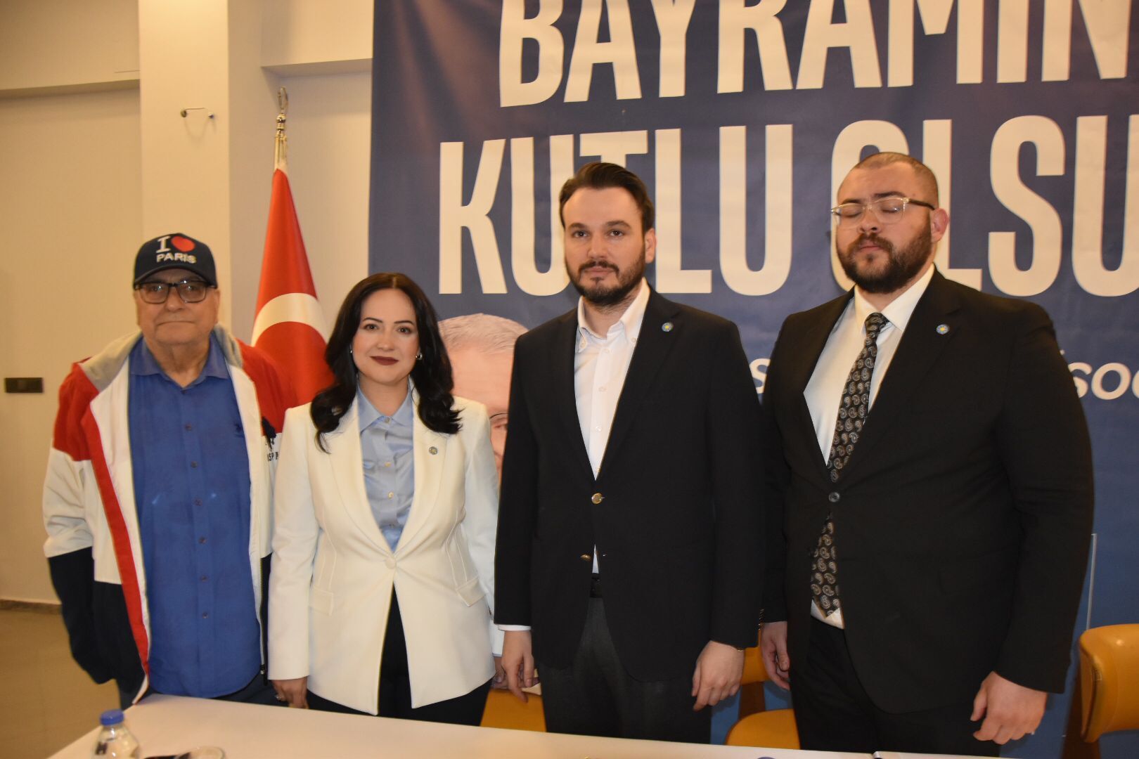 İYİ Parti Manisa’da bayram programı düzenledi-4
