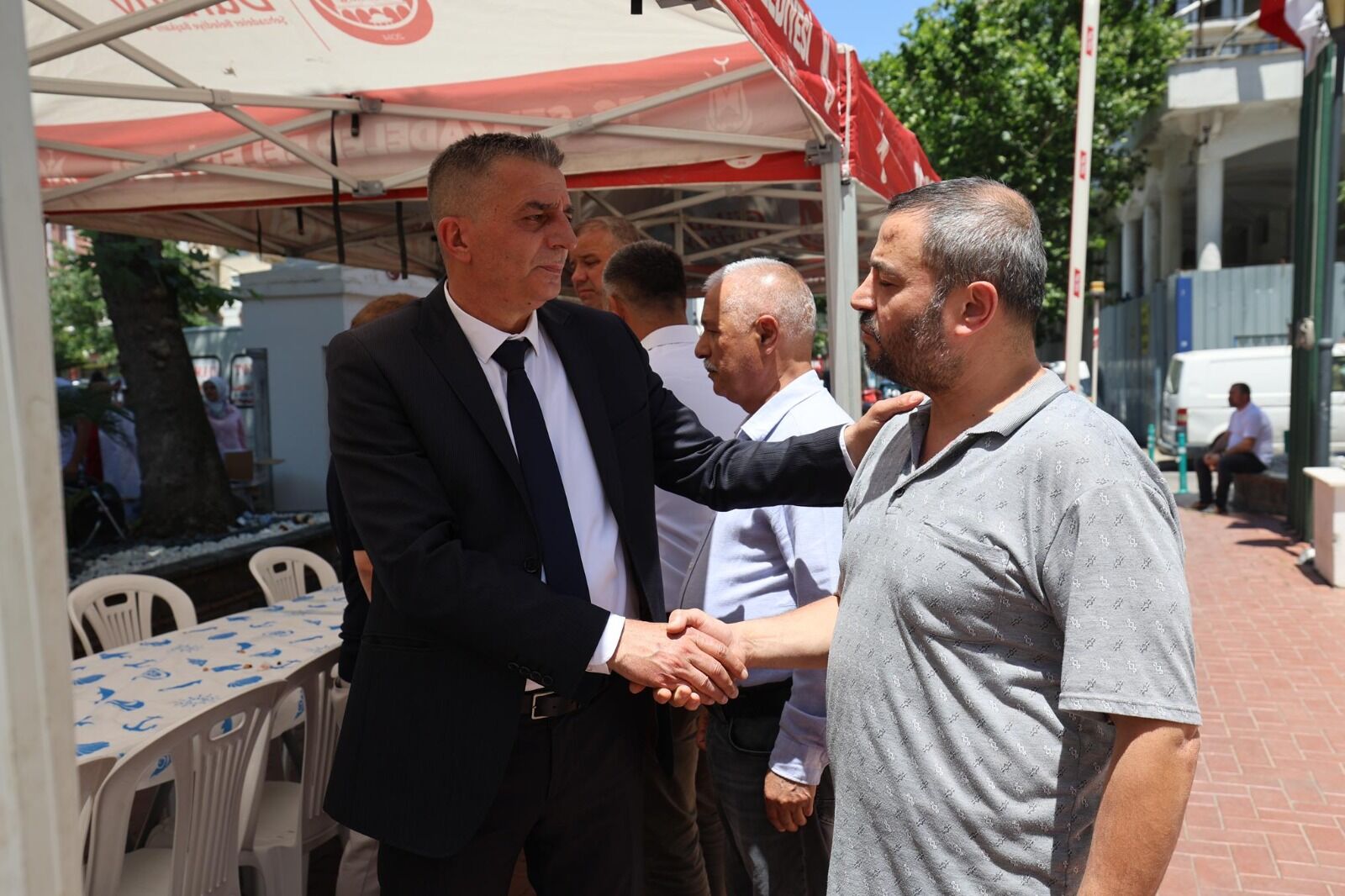Şehzadeler Belediye Başkanı Hakan Şimşek’ten Annesi Gülşinaz Şimşek İçin Lokma Hayrı-2