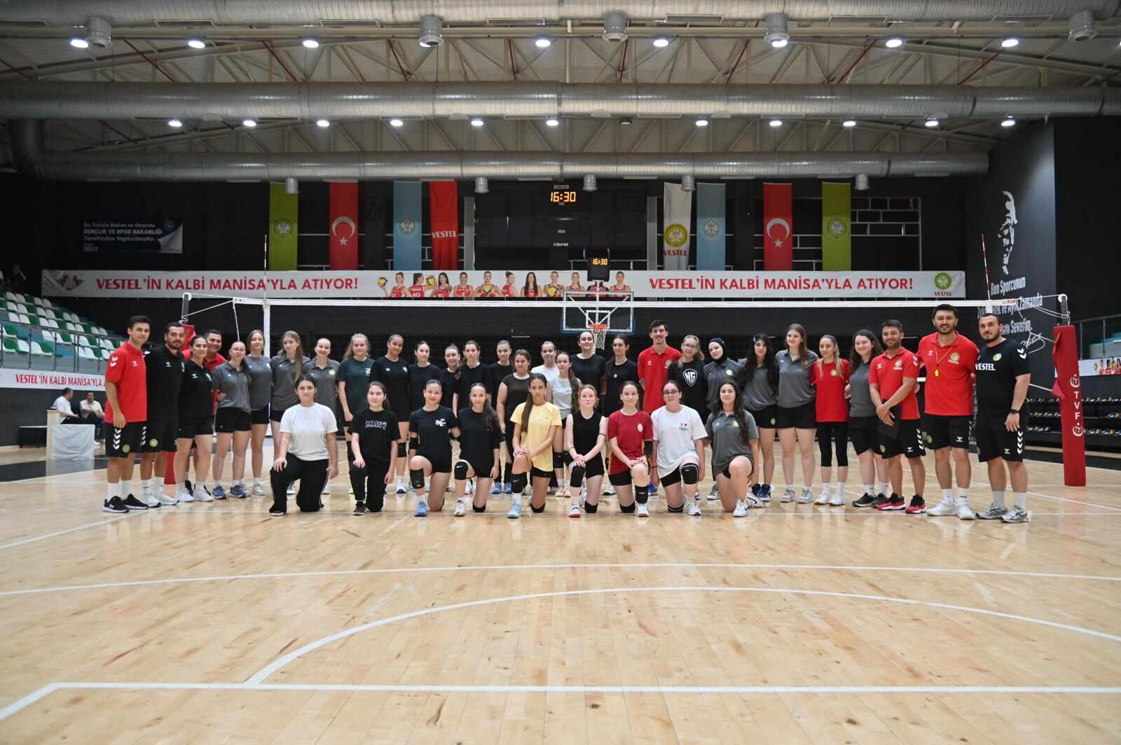 Manisa BBSK Voleybol Altyapı Seçmelerinde Büyük Heyecan!-3