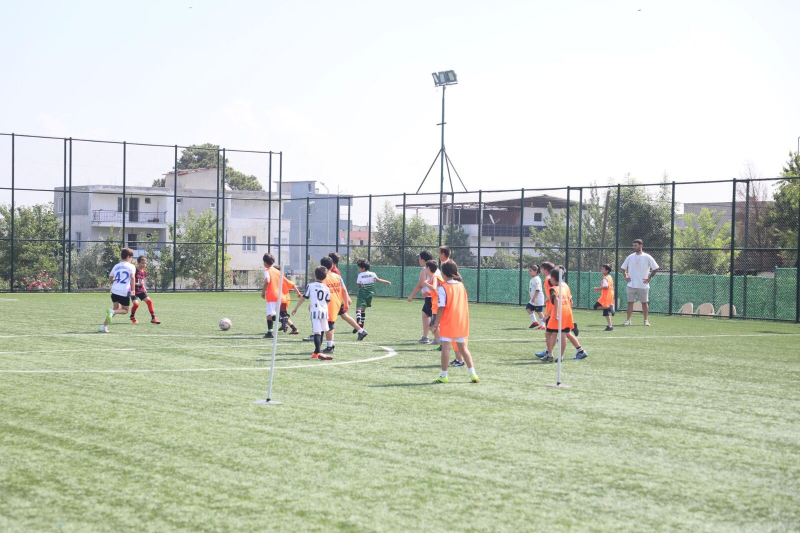 Şehzadeler’de Yaz Spor Okulu Coşkusu: Futbol Kursu Kayıtları Başlıyor!-2