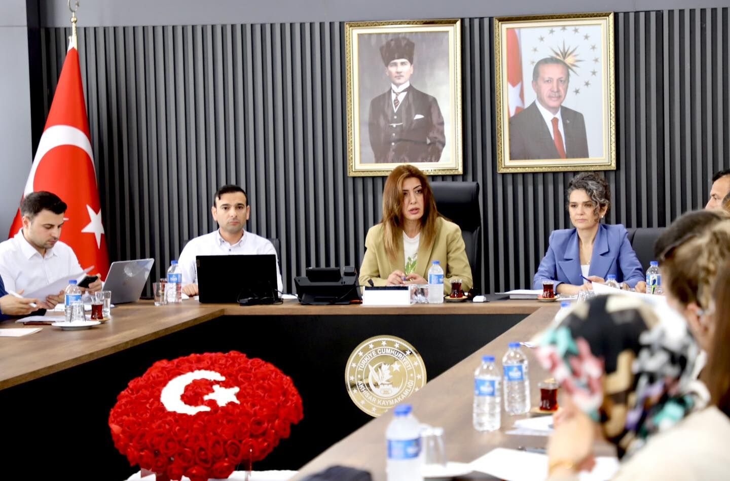 Manisa'da Aile ve Sosyal Hizmetler Müdürleri Akhisar'da Toplandı: Hizmetler ve Koordinasyon Masaya Yatırıldı-1