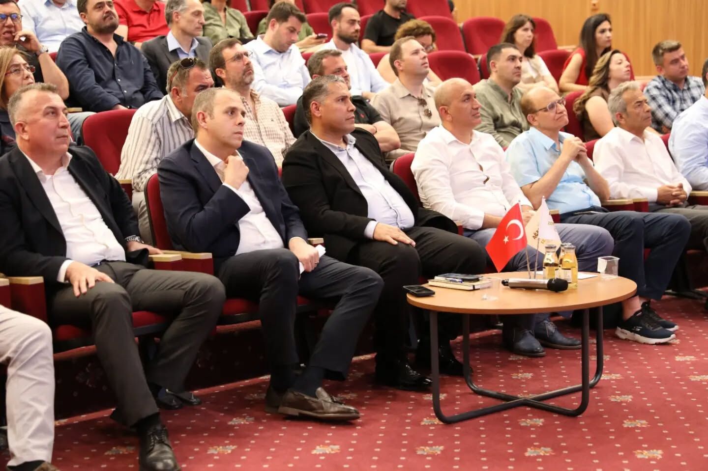 Manisa'da Üzüm Sektörünün Geleceği Masaya Yatırıldı!-1