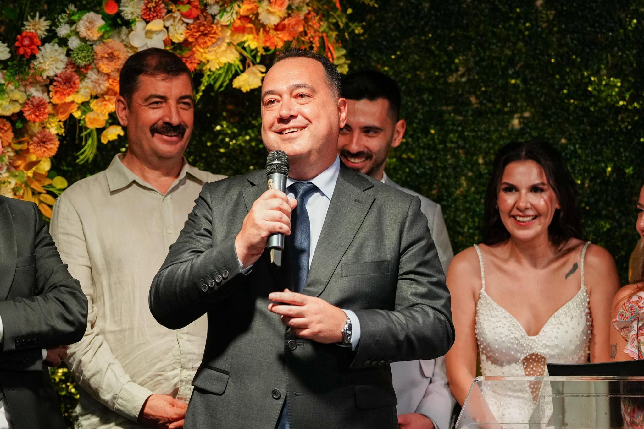 Manisa’da “mini parlamento” gibi nikâh-2