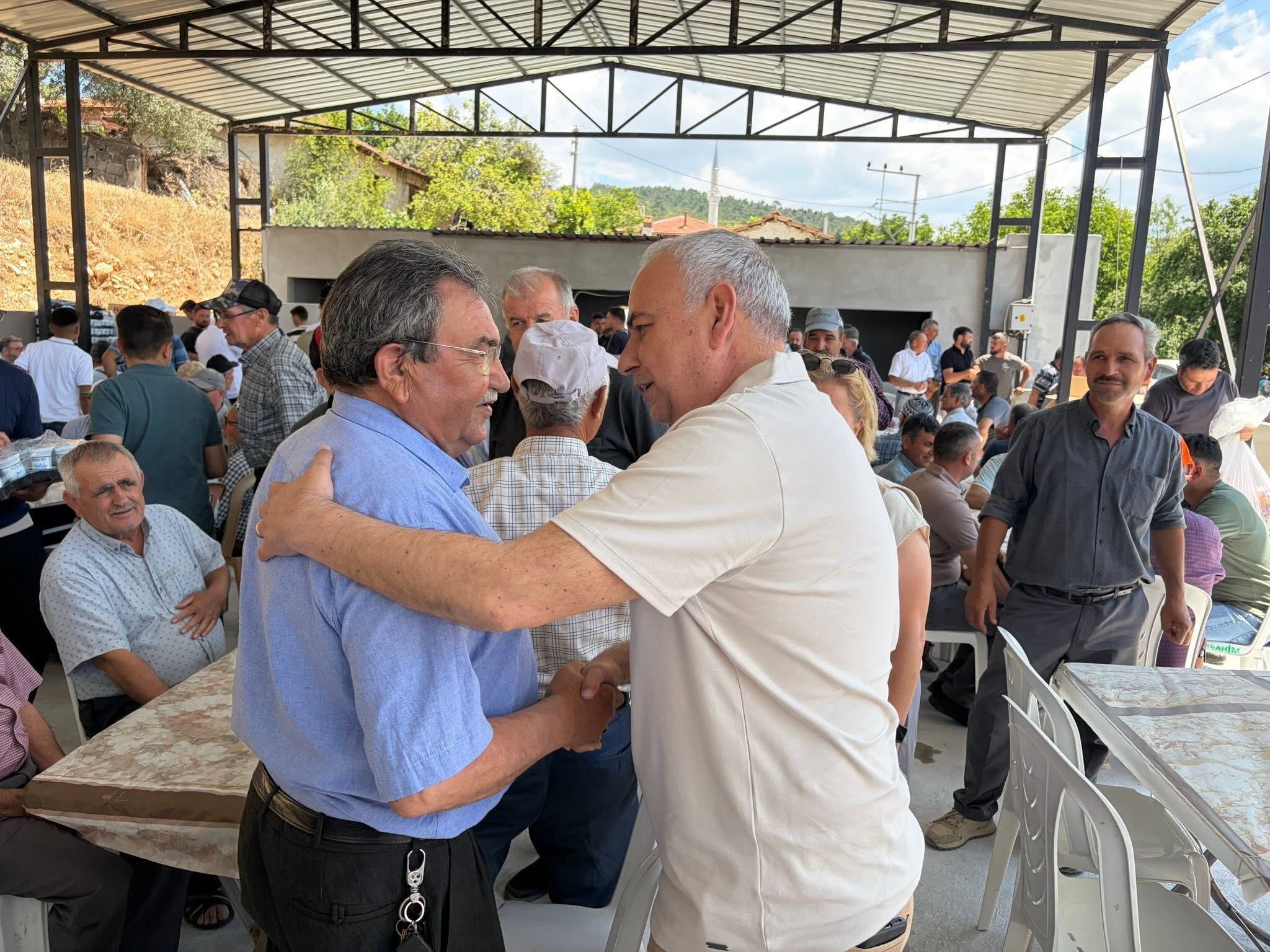 Milletvekili Bakırlıoğlu, Akhisar'da Hayır Yemeğine Katıldı-1