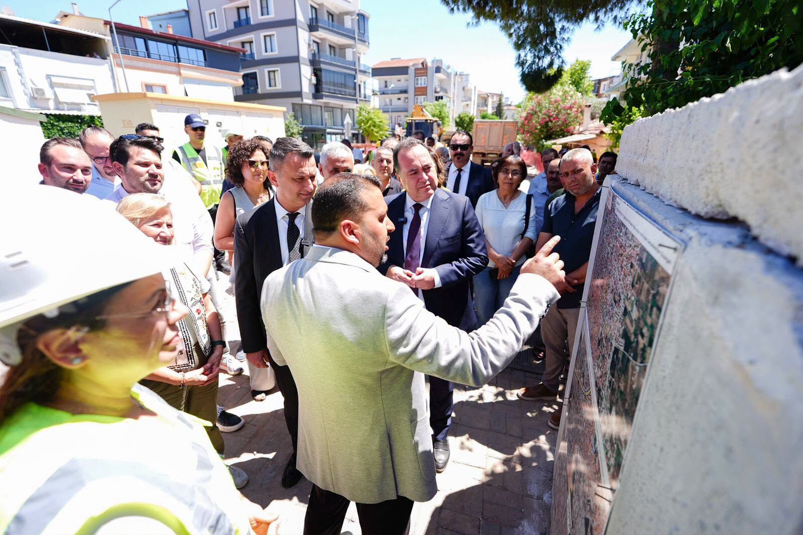 Akhisar’da 32 Milyon TL’lik Yağmur Suyu Altyapı Yatırımı Başladı-1