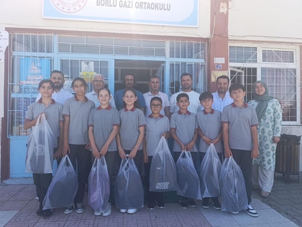 Manisalı öğrencilerden büyük başarı!-1