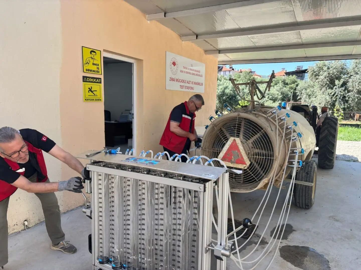 Sarıgöl'de doğru ilaçlama için teknik kontrol-1