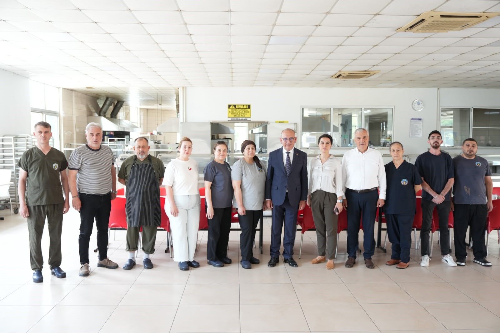 Turgutlu’da kurban dayanışması: 12 ton 400 kilo et bağışlandı-2
