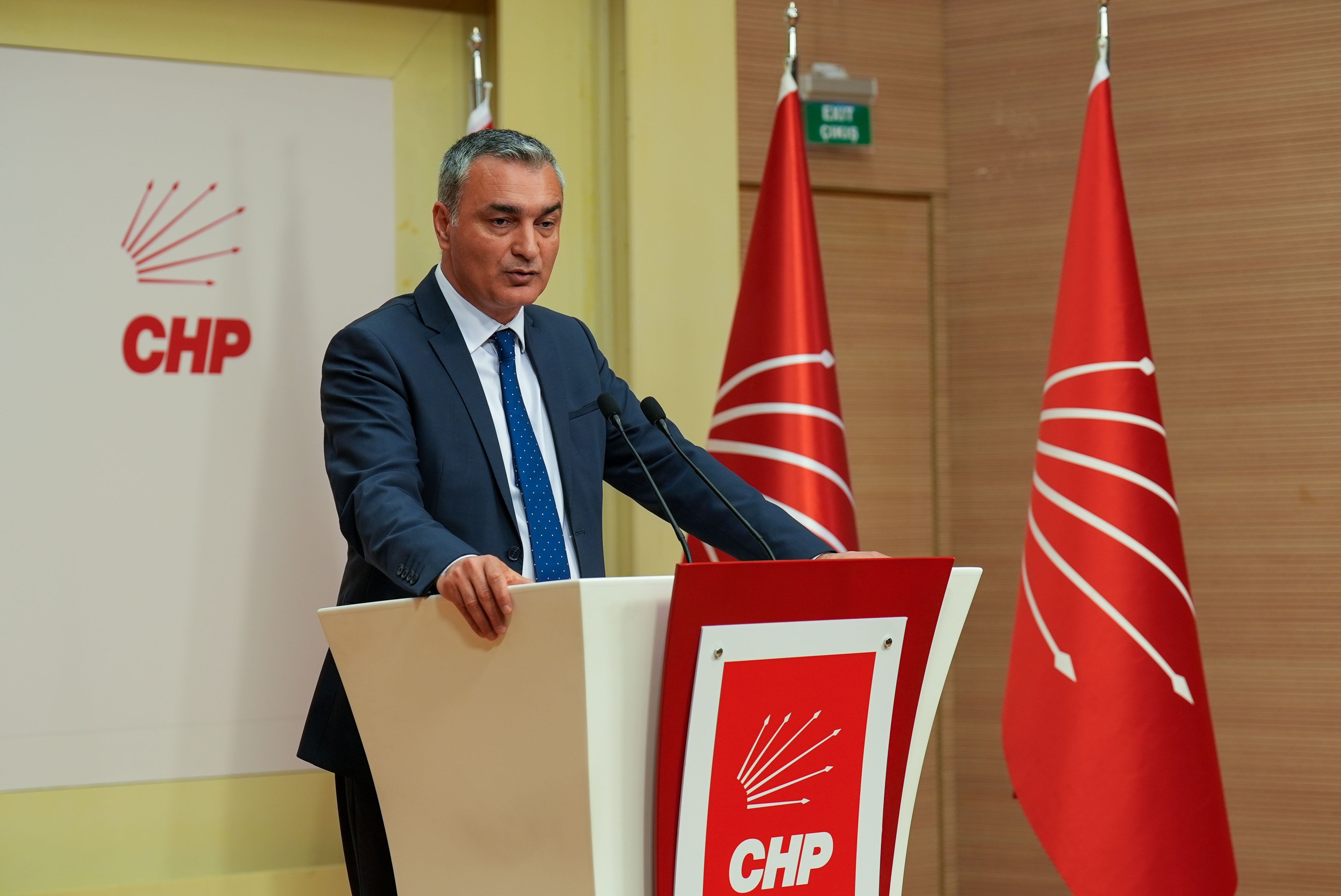 CHP'li Sarı'dan şok sözler: 'Özel'in grup başkanlığı muhtemelen iptal edilecek'-..