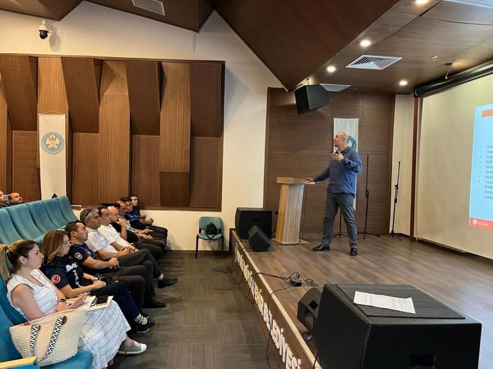 Manisa Büyükşehir’den Hal Personeline Kapsamlı Mevzuat Eğitimi