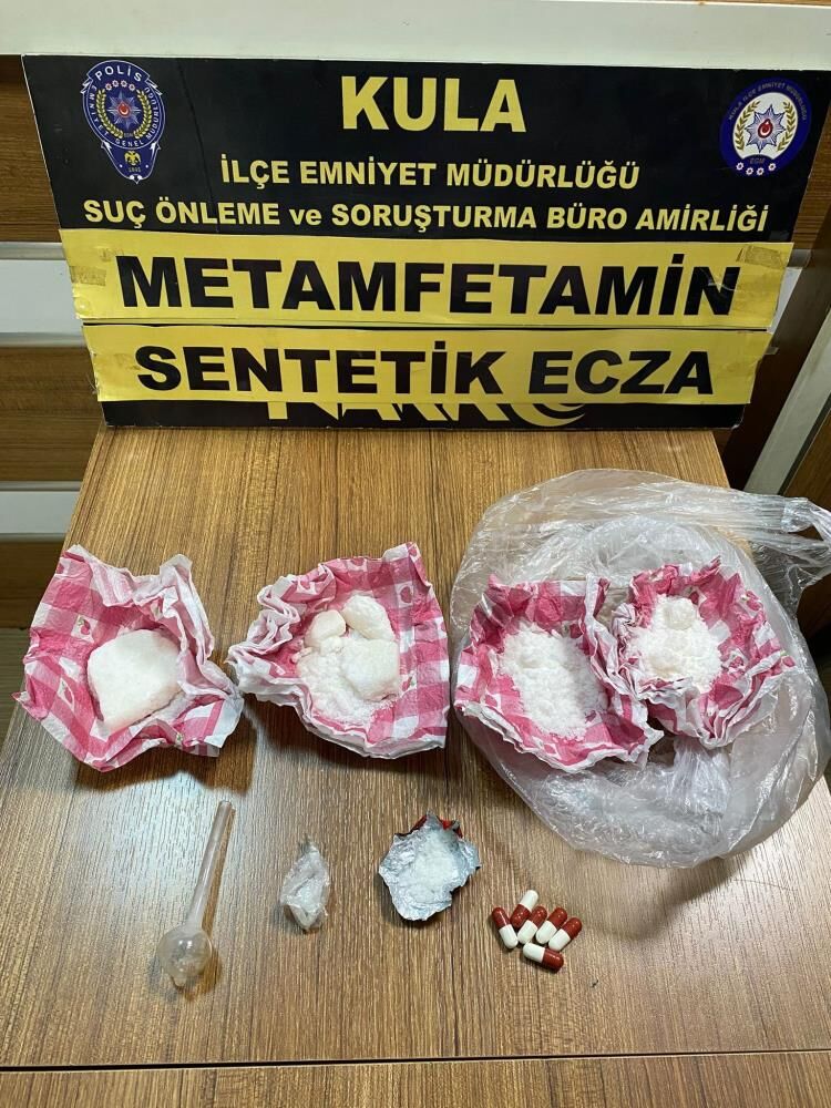 Kula’da Aranan Şahıslara Geçit Yok: 4 Kişi Cezaevine Teslim Edildi-1