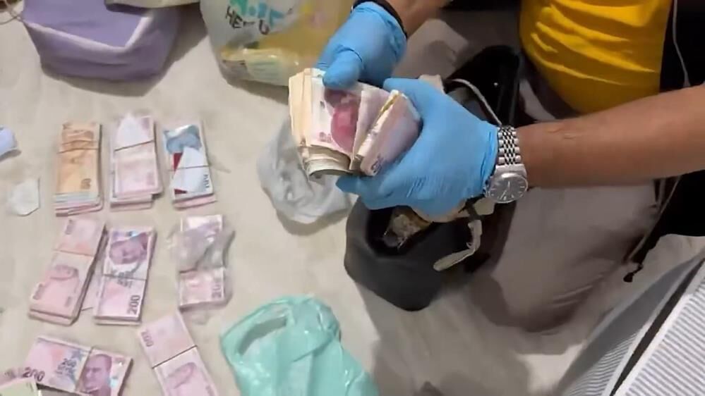 Manisa’da FETÖ Operasyonu: 12 İlde Eş Zamanlı Operasyon!-1