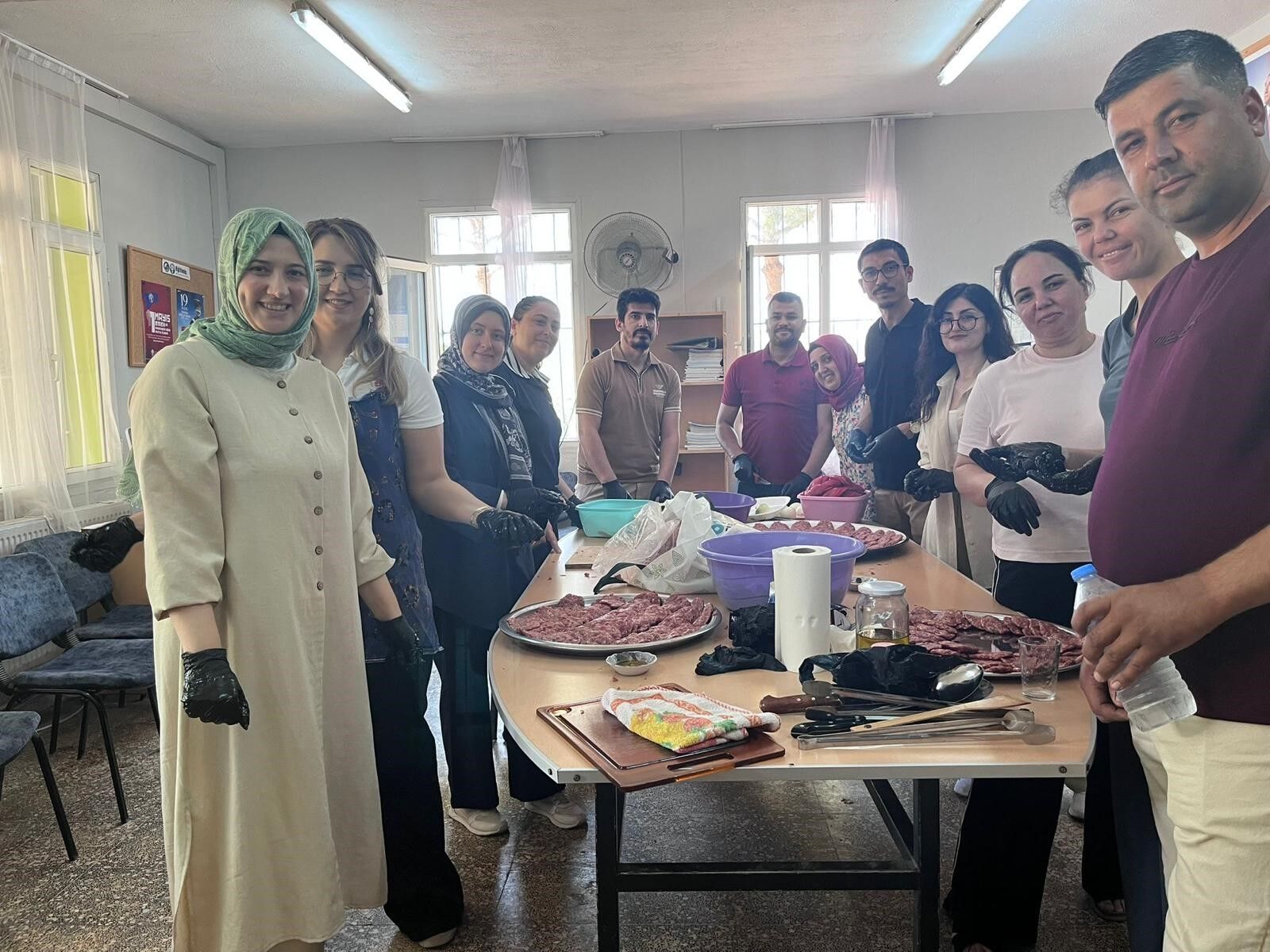 Sarıgöl'de örnek buluşma: Mangal etkinliğine yoğun ilgi-.2.2