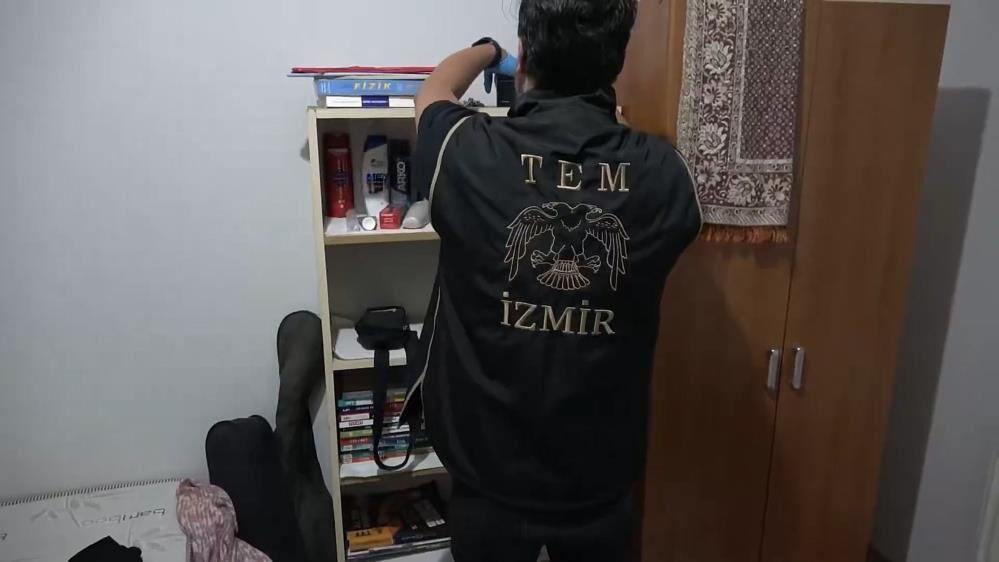 Manisa dahil 12 ilde 41 şüpheli tutuklandı-3