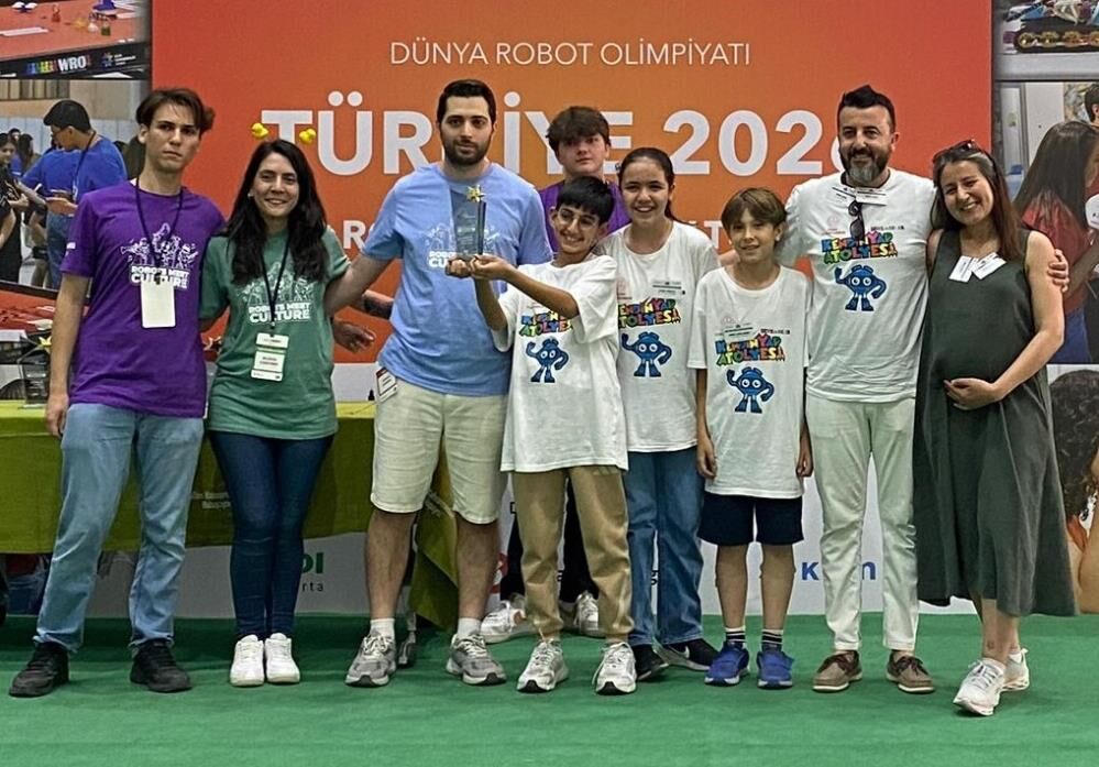 Manisalı gençlerden büyük başarı!