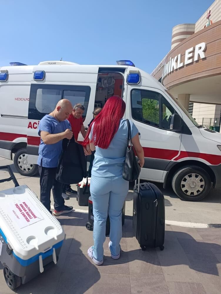 Manisa'da bir ilk: Organlarını bağışlayan öğretmen 3 hastaya umut oldu