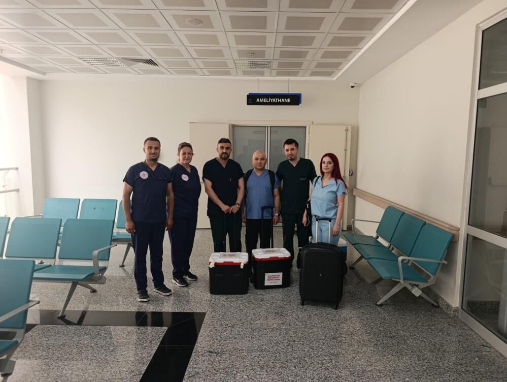 Manisa'da bir ilk: Organlarını bağışlayan öğretmen 3 hastaya umut oldu