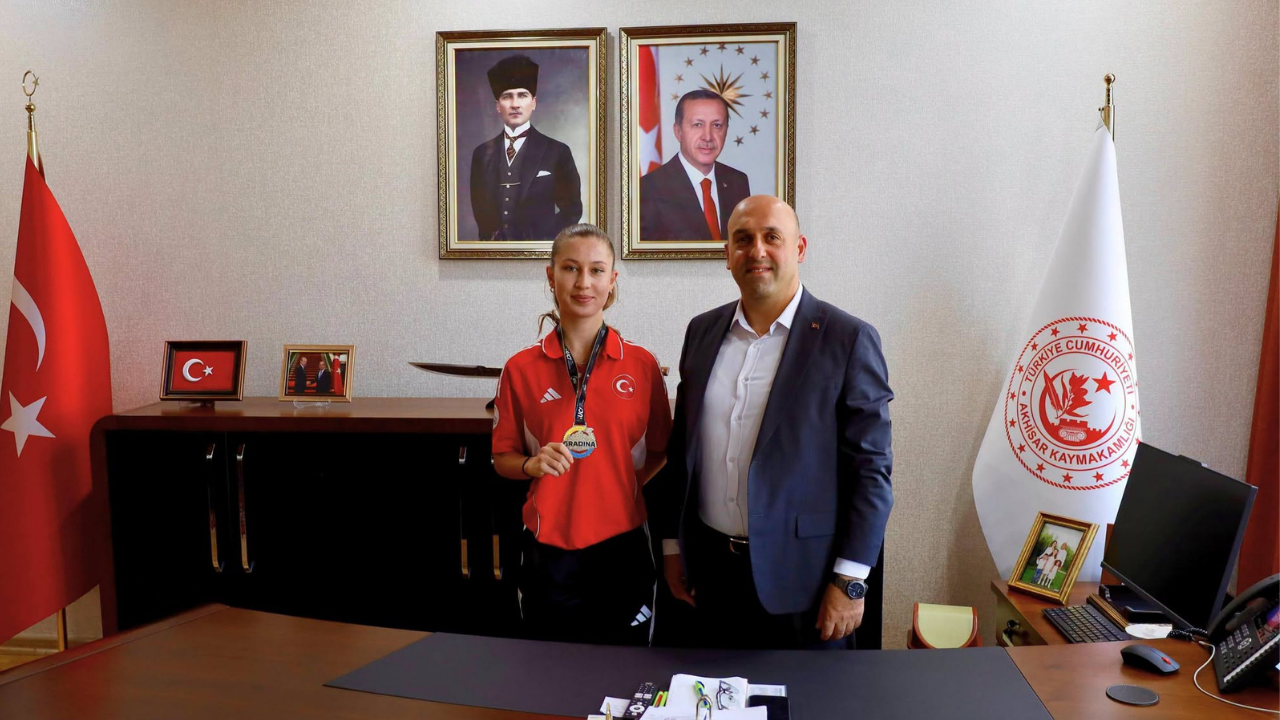 Akhisar Kaymakamı Can, Balkan İkincisi Milli Spocuyu Ağırladı (1)