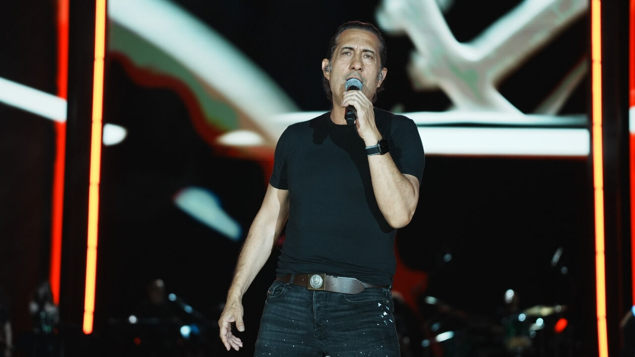 Anadolu Rock'un Kralı Manisalılara Muhteşem Bir Gece Yaşattı .2
