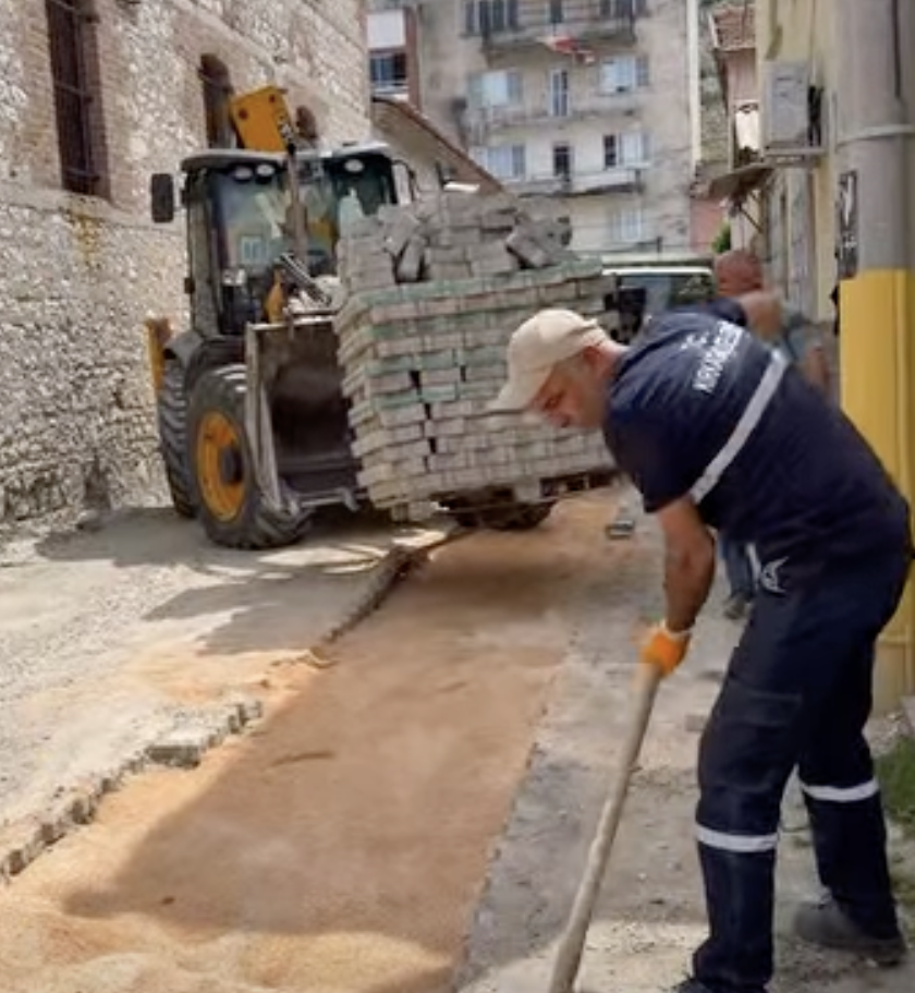 Kırkağaç Belediyesi'nden Mahallelere Konforlu Dokunuş-1