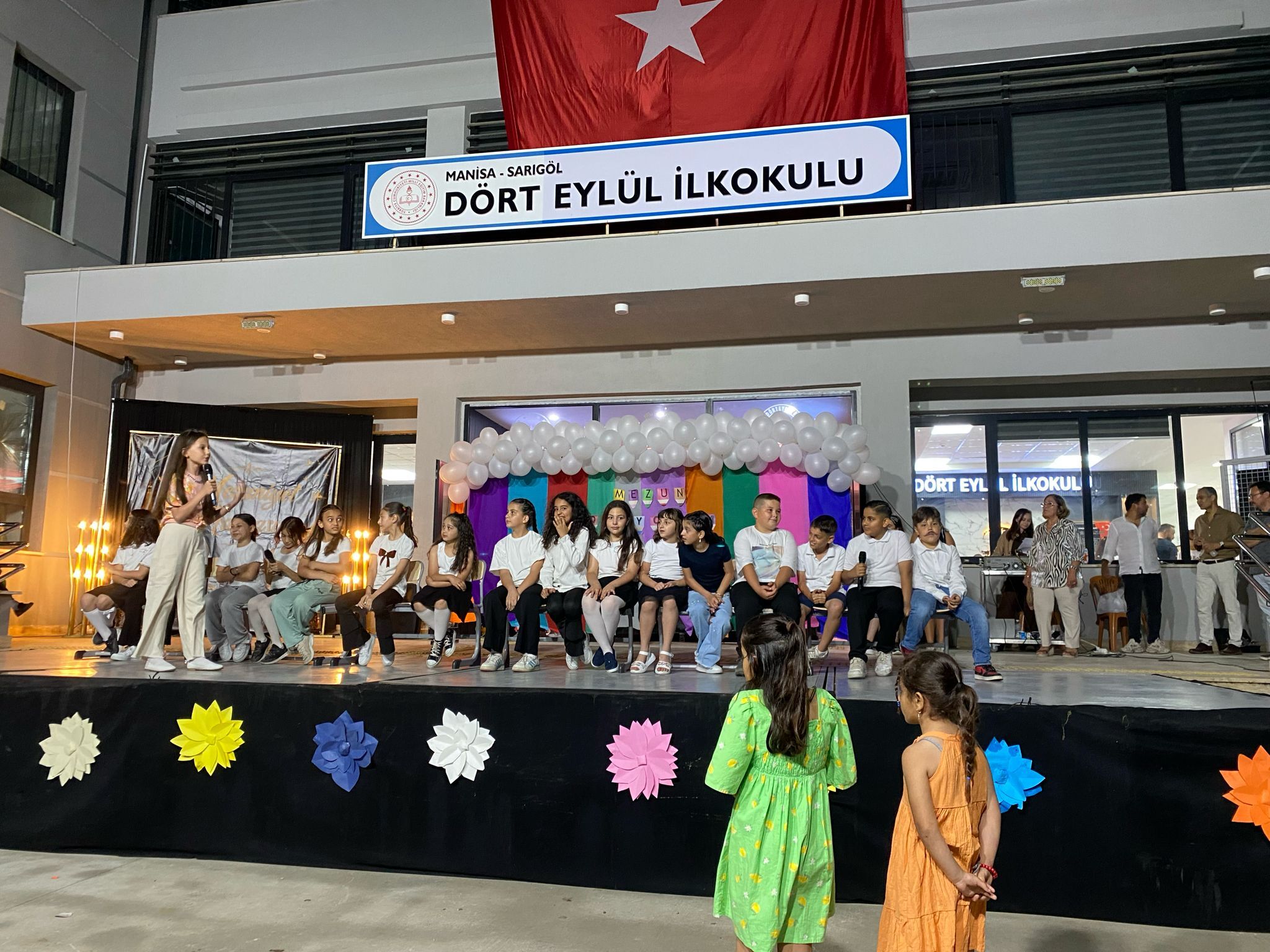 Hem Mezuniyet Coşkusu Hem Duygusal Veda! (7)