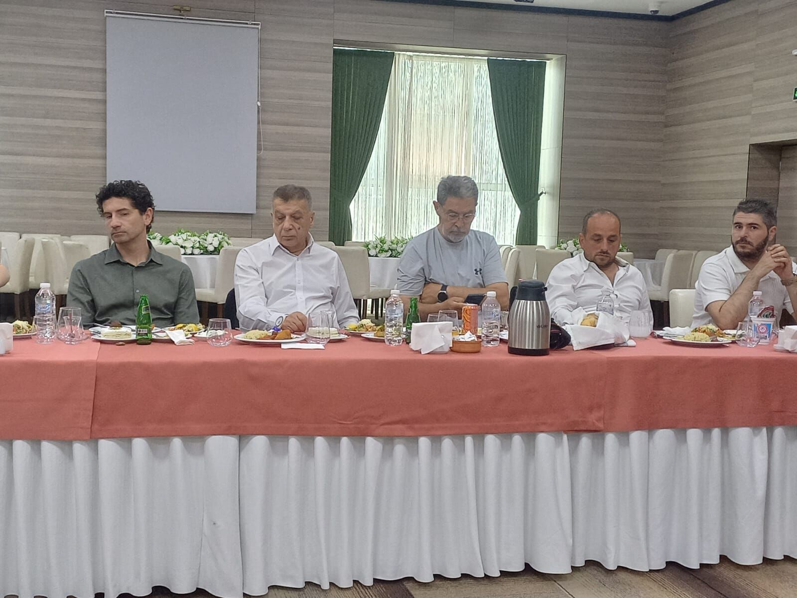 Manisa Emniyet Müdürü Adnan Karayel Manisa Basınıyla Polis Evinde Tanisma Yemeğinde Bukisstu (2)