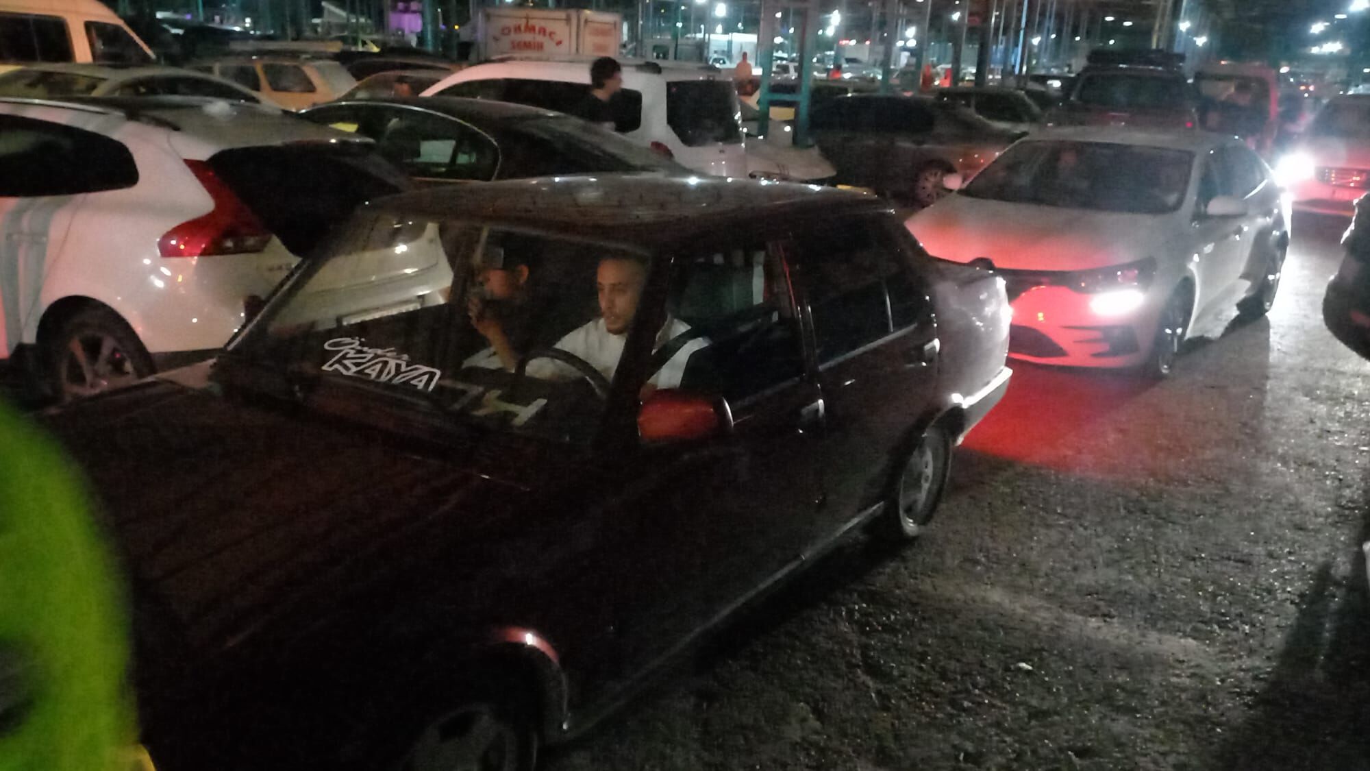 Manisa'da Fatma Turgut Konseri Sonrası Sıkı Trafik Denetimi (1)