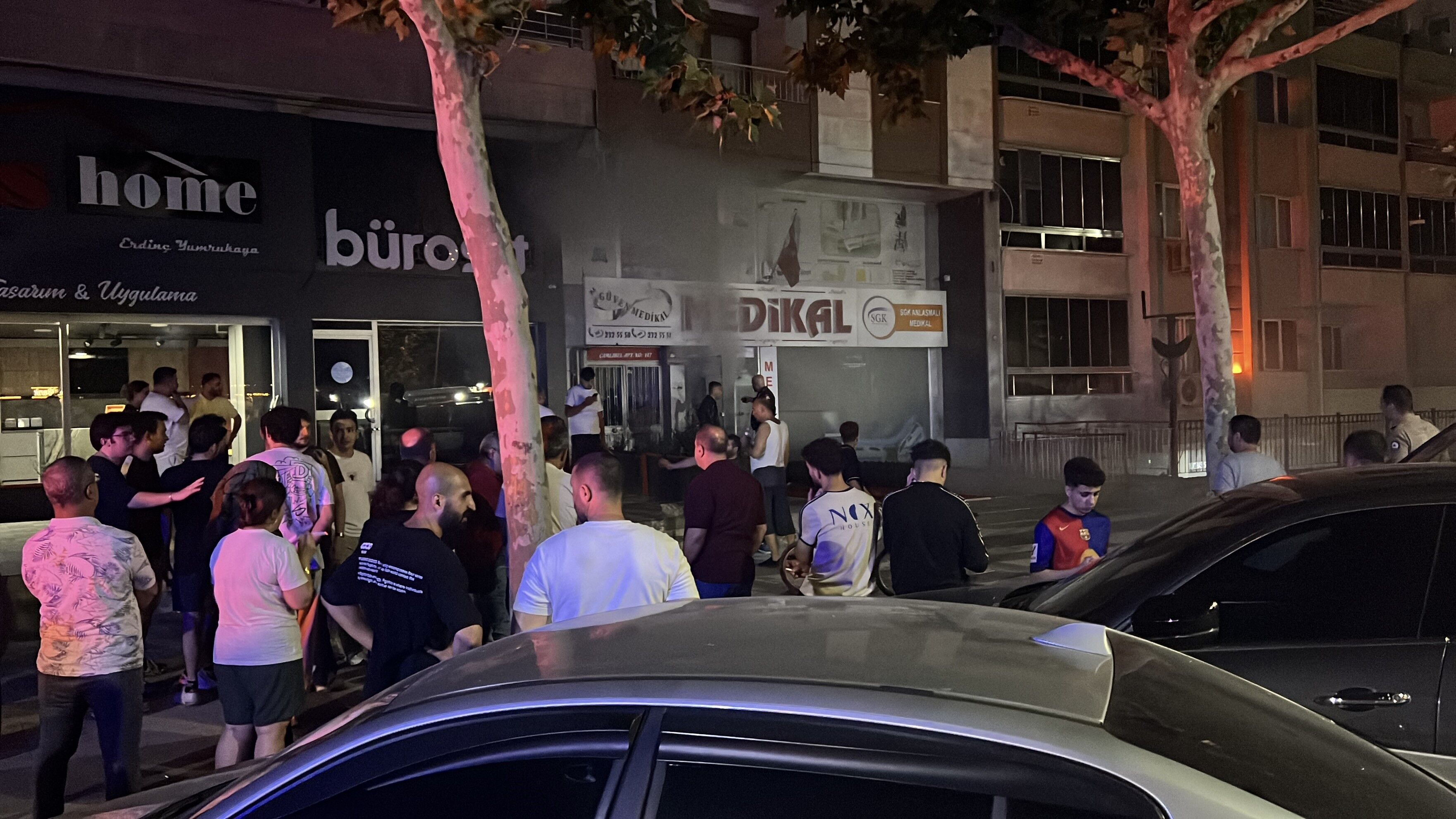 Manisa'da Iş Yeri Yangını! (3)