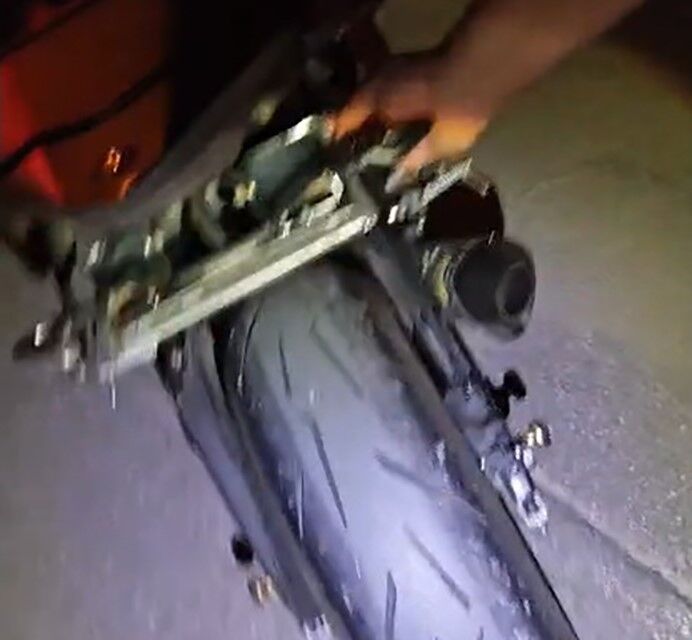 Manisa'da Katlanır Plakalı Motosiklete Ceza! (1)