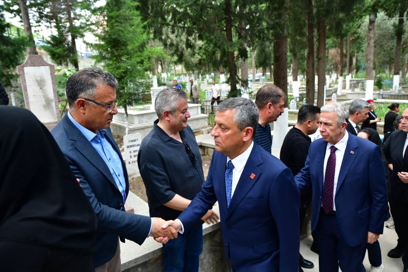Özgür Özel (2)-4
