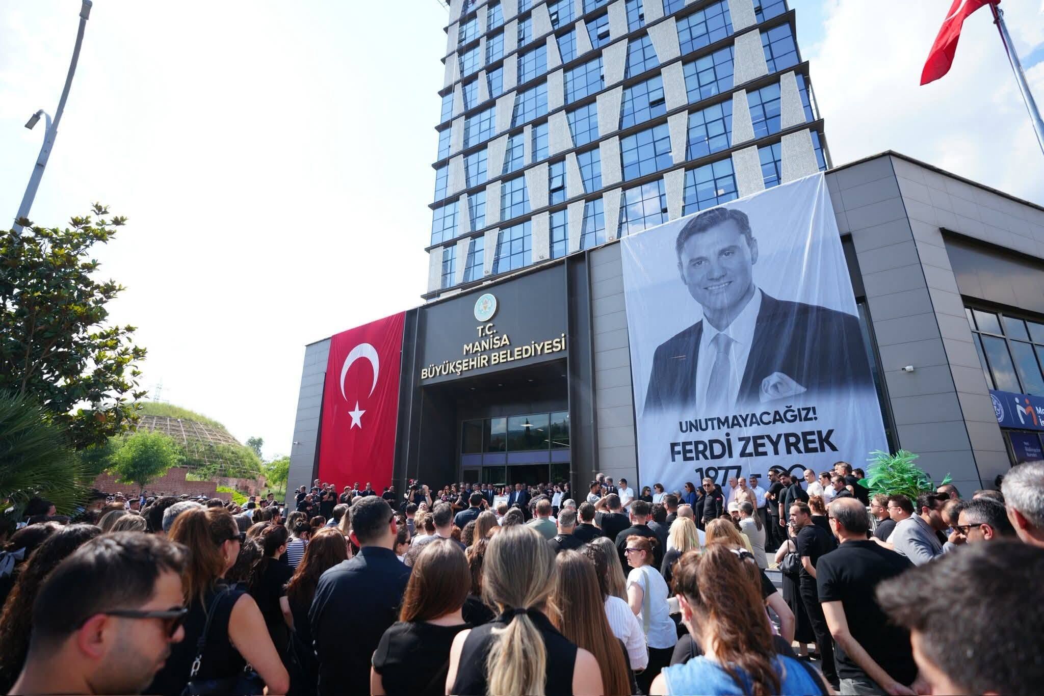 Özgür Özel (3)-3