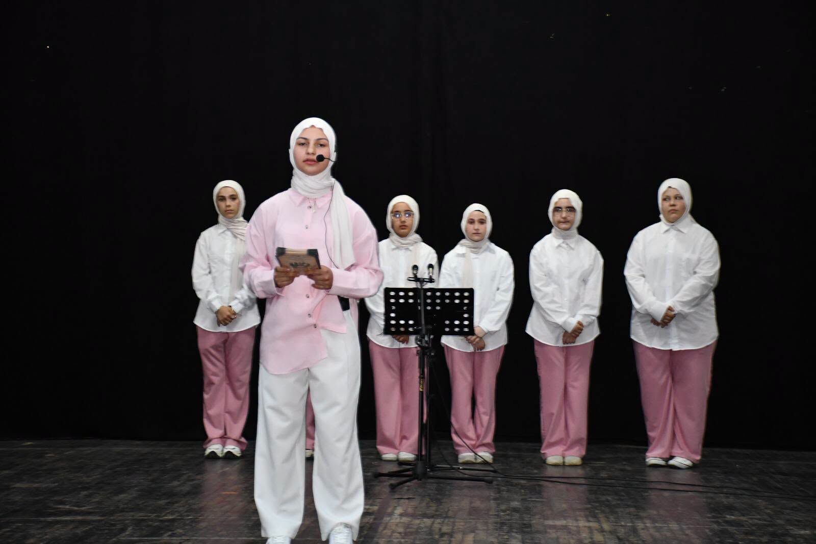 Salihli'de Sada Programı Yıl Sonu Etkinliği Coşkuyla Gerçekleştirildi (5)