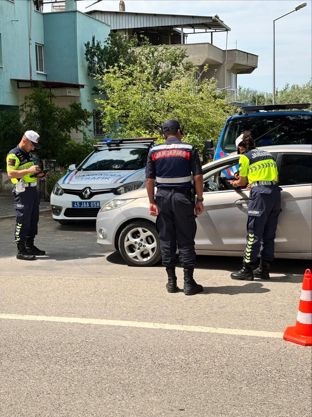 Manisa'da trafik kazalarında 20 kişi yaralandı