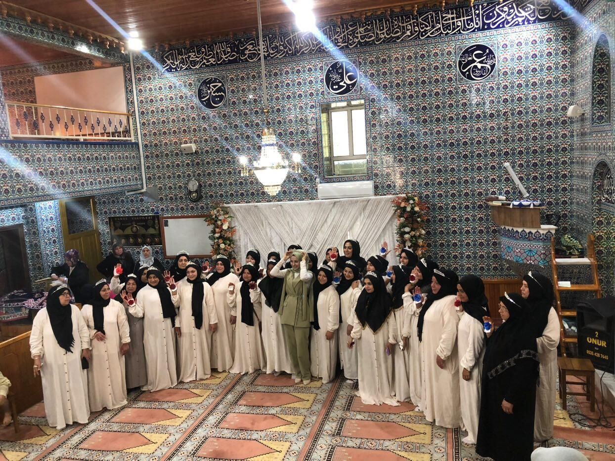 Kırkağaç’ta kadınlar ve çocuklar Kur’an eğitimini tamamladı-2