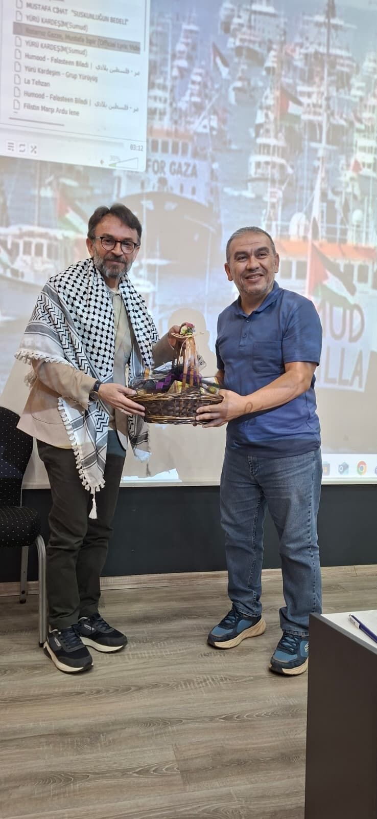 Manisa’da “Sumud İzlenimleri Söyleşisi” yoğun ilgi gördü-3