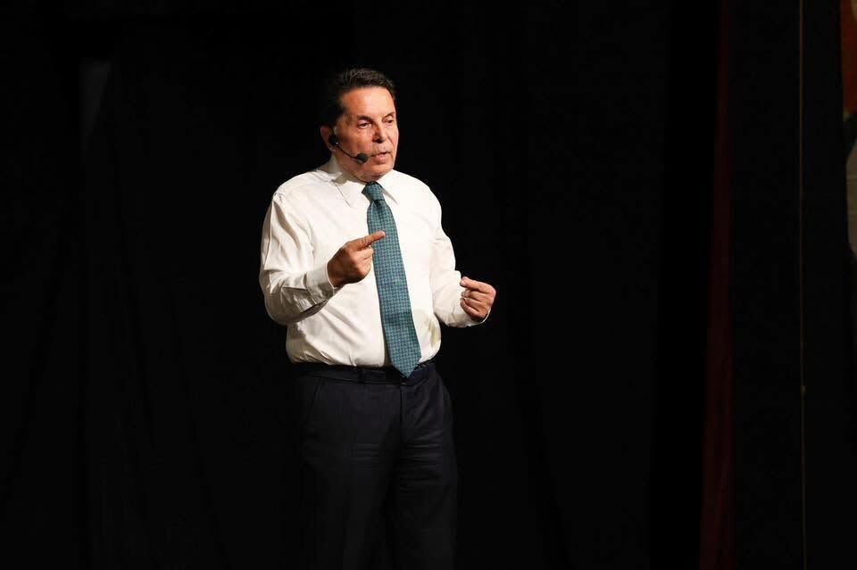 Ahmet Özer Manisa’dan Seslendi: “Barışın Temeli Hukuk ve Demokrasi”