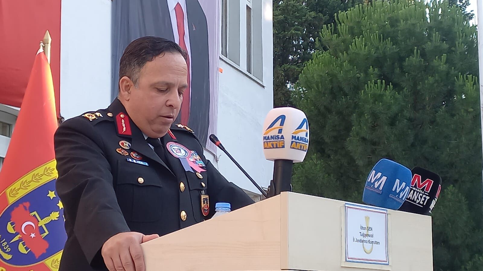 Manisa'da şehit ve gazi aileleri onuruna anlamlı buluşma-3
