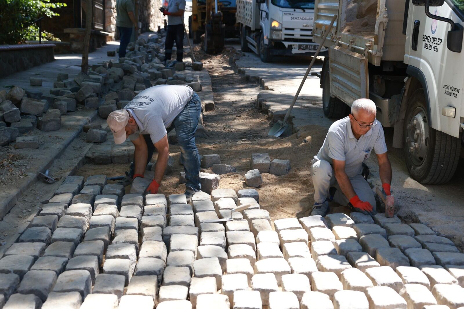 Şehzadeler’de vatandaş taleplerinin yüzde 81’i çözüme kavuştu-1