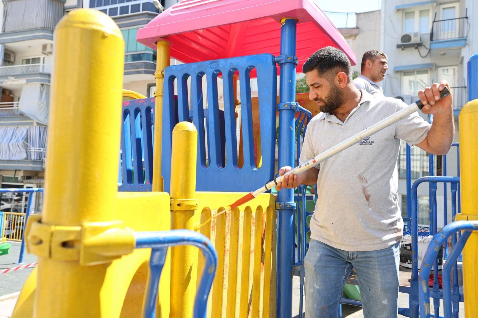 Şehzadeler Belediyesi’nden Parklara Kapsamlı Yenileme-2