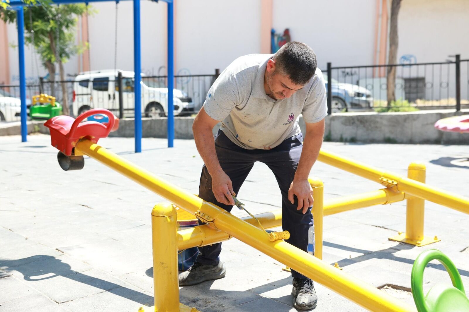 Şehzadeler Belediyesi’nden Parklara Kapsamlı Yenileme-3