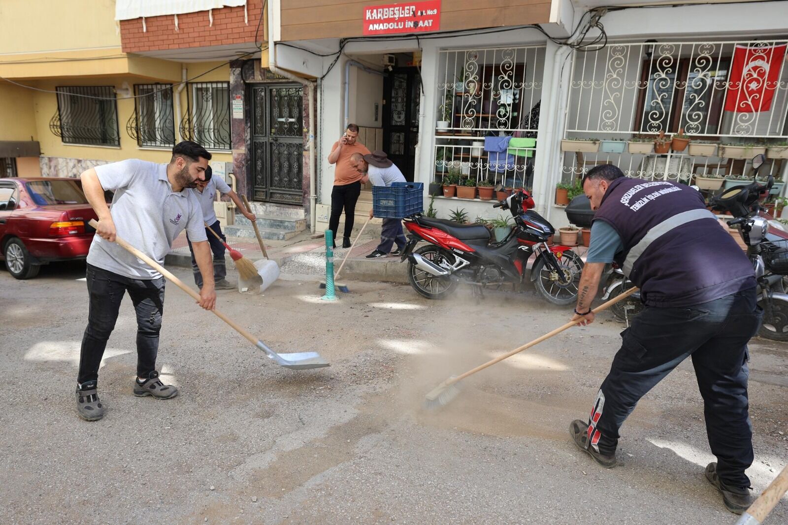 Şehzadeler Belediyesi'nden Yağış Sonrası Hızlı Müdahale-1