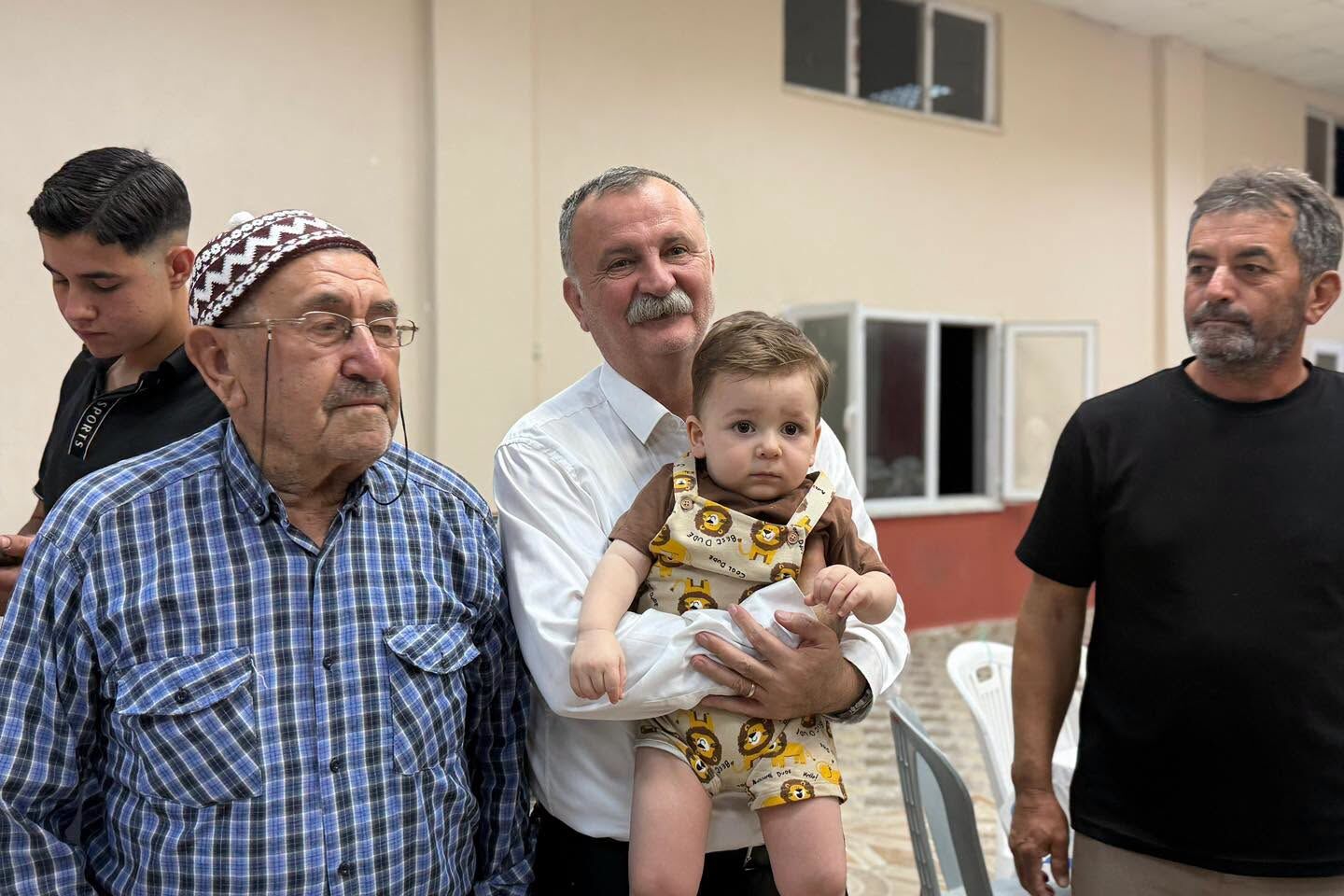Yunusemre’de Başkan Balaban gençlerle bir araya geldi-1