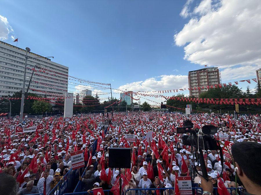 İYİ Parti Manisa teşkilatı Ankara'daki bayrak mitinge katıldı-2