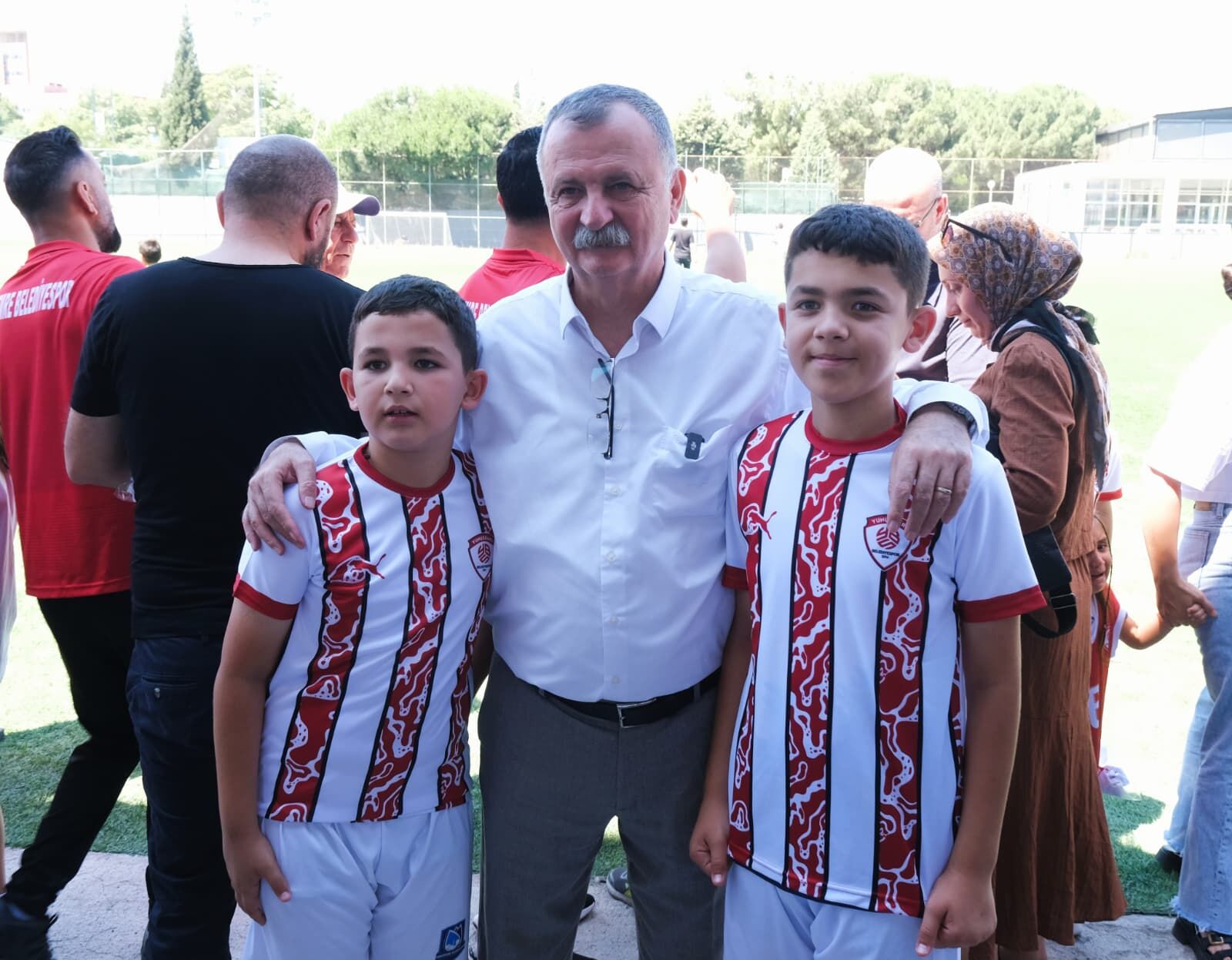 Manisa'da yaz spor okulları coşkuyla başladı-2